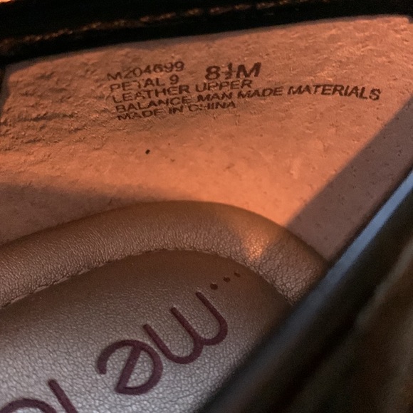 Black heels - Picture 4 of 6